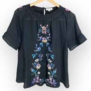 Umgee Black Floral Embroidered Blouse